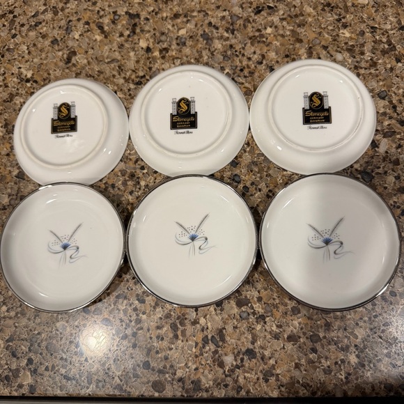 VINTAGE MCM STONEGATE "HARVEST STARS" BUTTER PATS SET OF 6
DISCONTINUED PATTERN - Picture 2 of 11